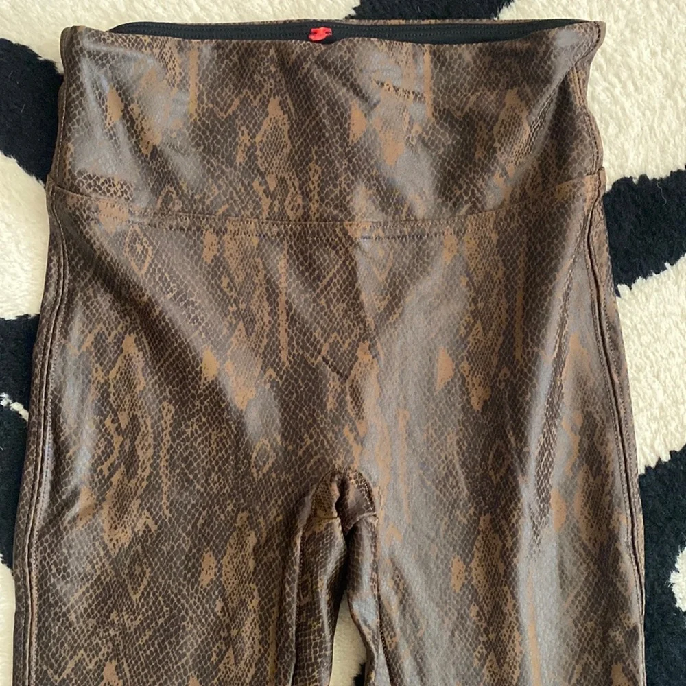 Spanx faux snake print leggings - Picture 1 of 3